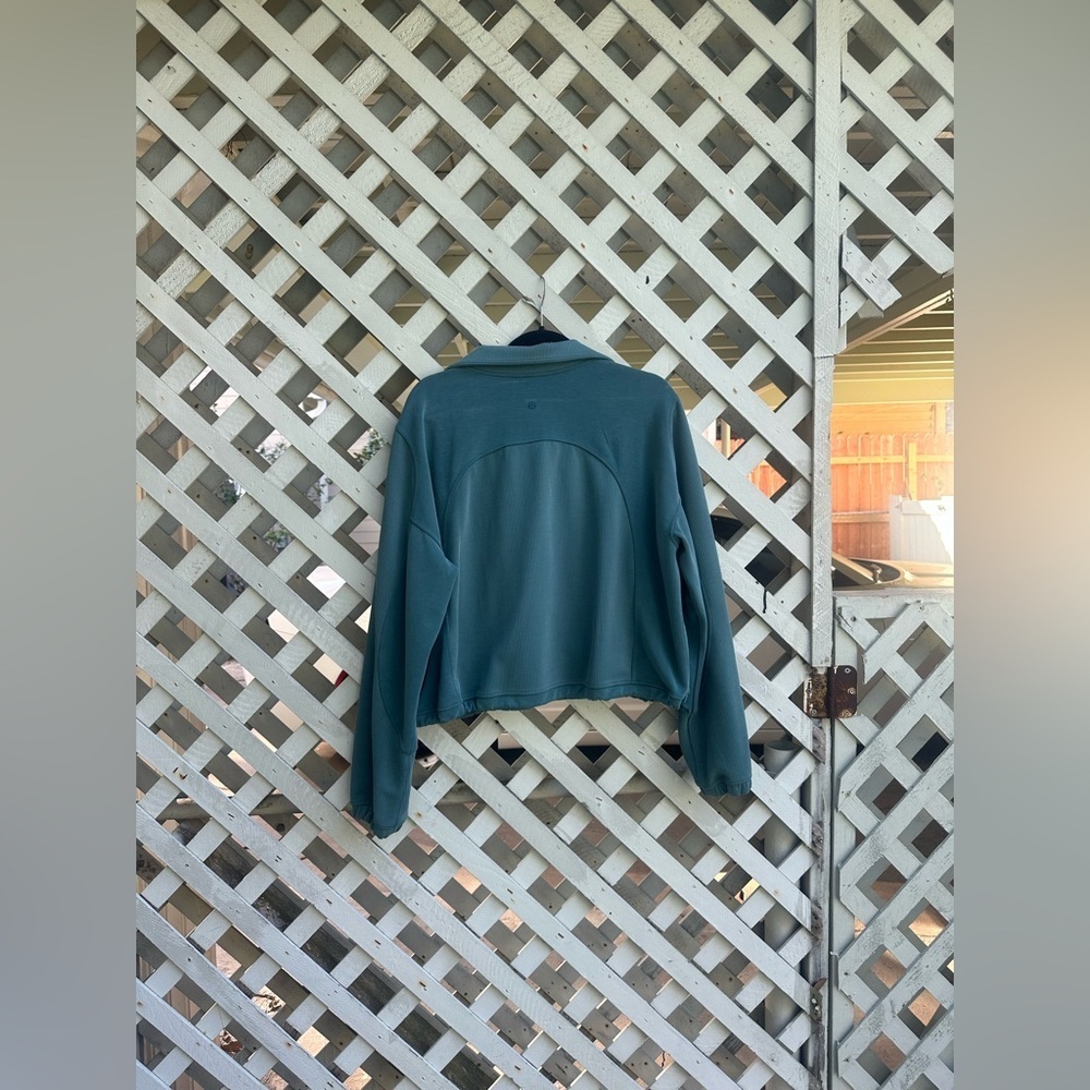 Lululemon Softstream half zip - Picture 4 of 6